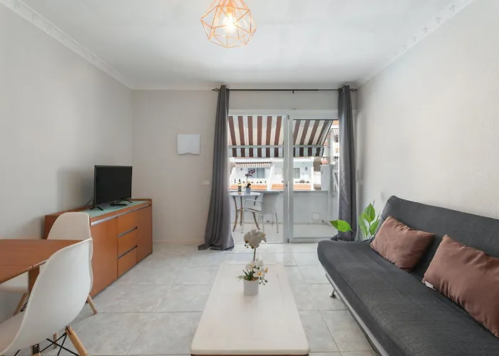 Apartman Floritas 1 *