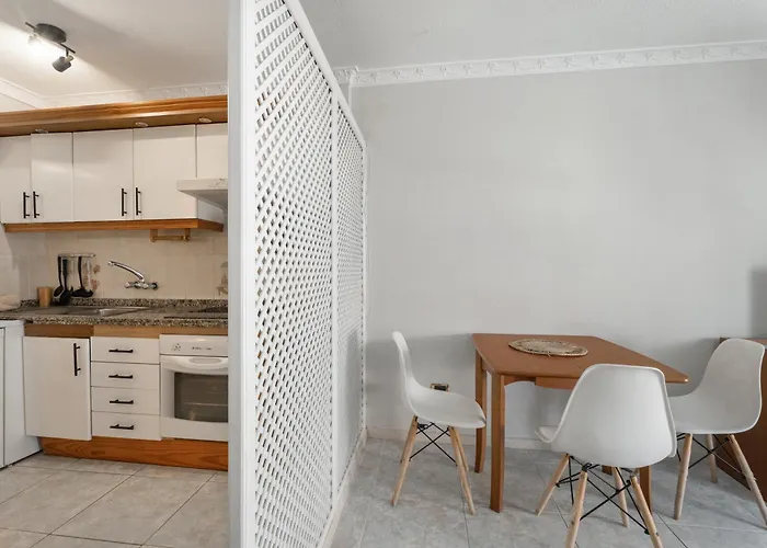 Apartman Floritas 1 *