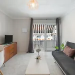 Apartament Floritas 1 *