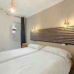 Apartament Floritas 1 *